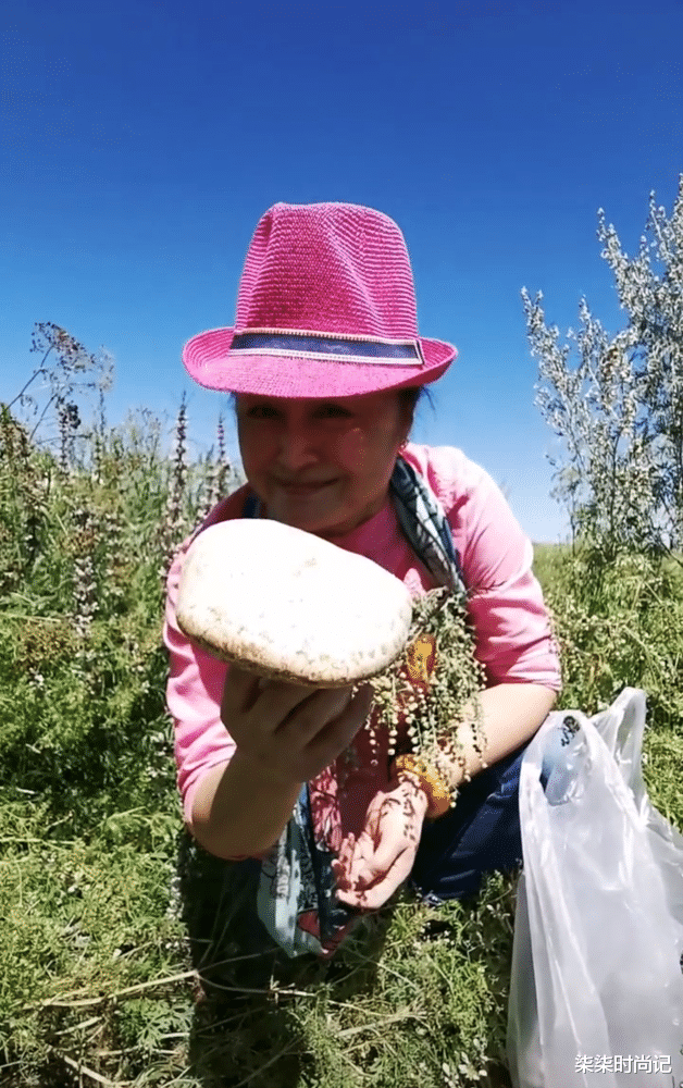 柒柒时尚记|痛惜！“谢大脚”于月仙因车祸意外离世！最后一条动态令人泪目