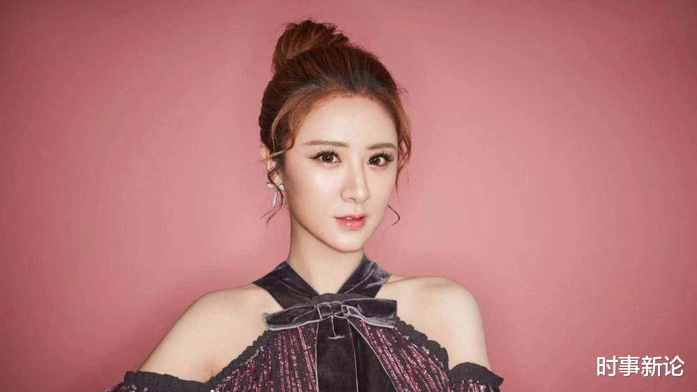 时事新论 安徽又一女富豪诞生：靠玩直播带货身价90亿，齐名老干妈陶华碧