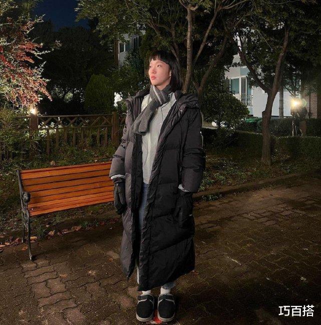 金高银|金高银真接地气！坐着、蹲着、躺着都敢入镜，没有一点明星架子