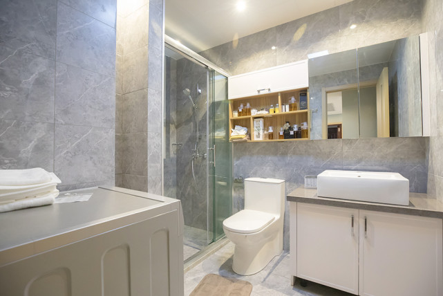 72平简欧风二居室精炼简洁，适合都市中的年轻夫妻