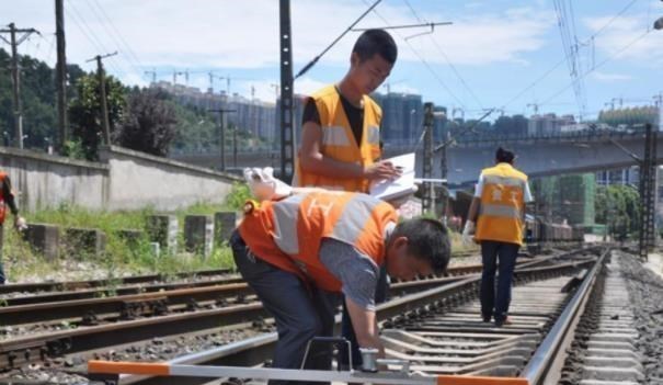 双鱼座|2021专科生有福了，一家大型国企即将开始招聘，无需笔试不限学历