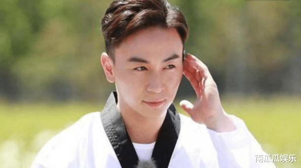 马思纯|全民看着长大的童星释小龙，如今怎么样了