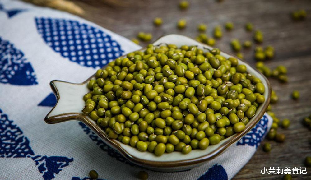 芹菜|农历五月“毒气”重，多吃“5菜2谷”，忌2食，无“毒”好过夏