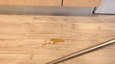 天天扫地,地板毛絮还很多?保洁教你几招,毛絮自动消失,真实用