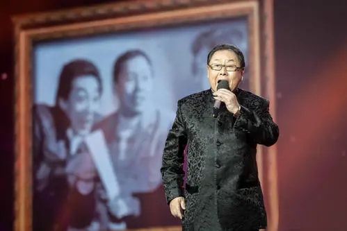 马德华|“猪八戒”马德华：娶了“嫦娥”人生逆袭，如今76岁一家和睦