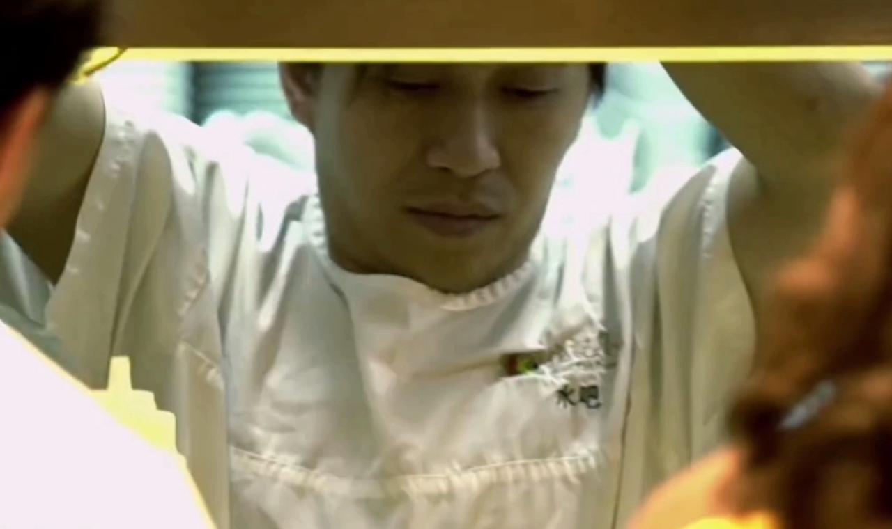 香港|香港人住房有多难？一家几口挤在几平米里，过着压抑的蜗居生活