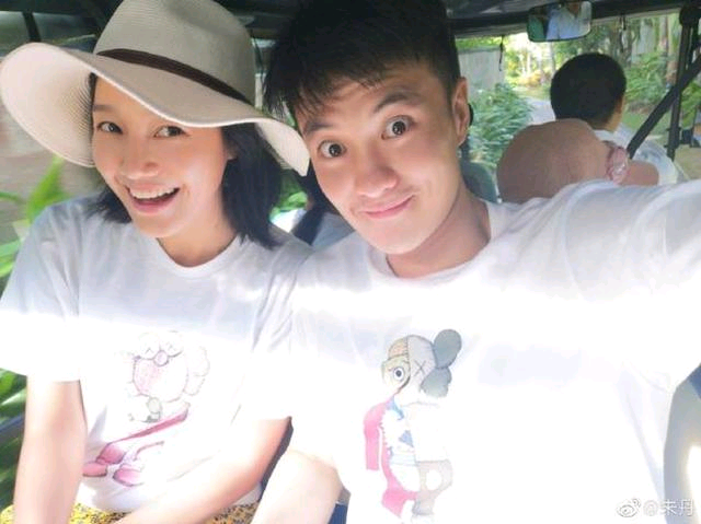 朱丹|朱丹：有过一段婚姻，嫁给周一围后卑微中寻找幸福