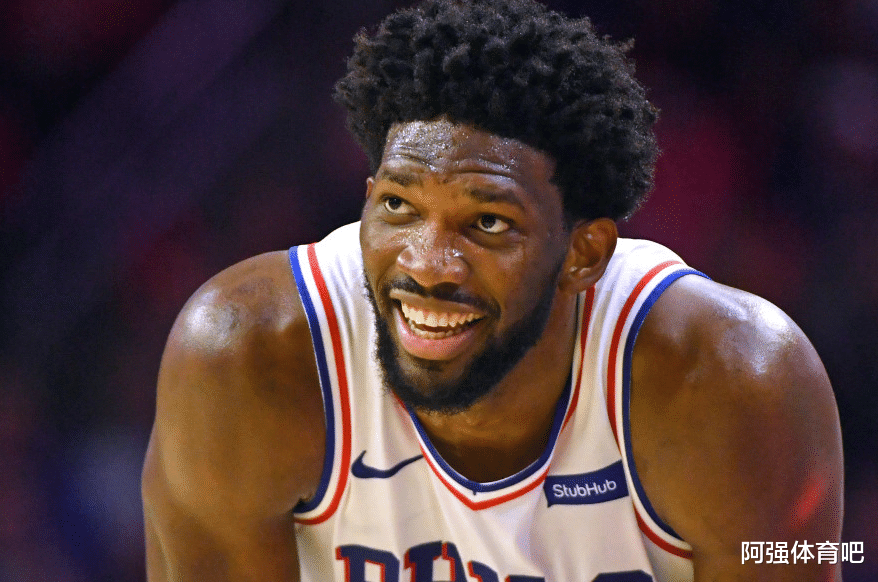 詹姆斯·哈登|现役球员单打能力排行，库里一档，威少比尔四档，哈登联盟第一