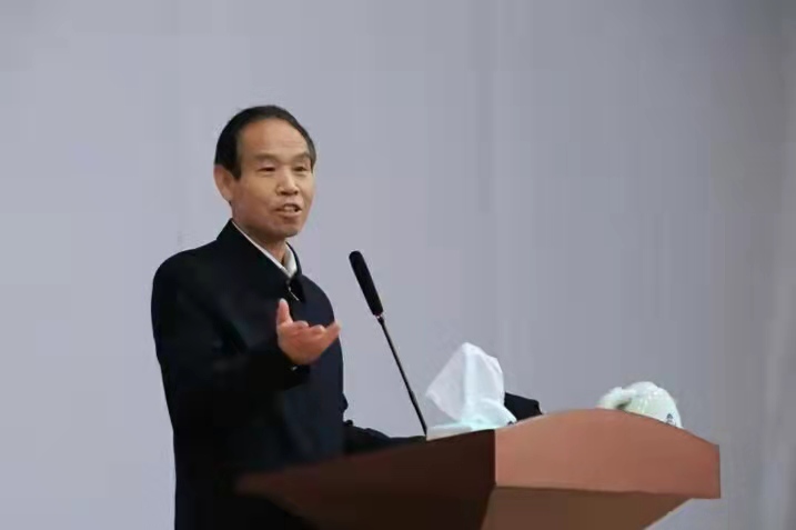 |《小团队沟通课》职场需要有效率的沟通，教书育人更需要