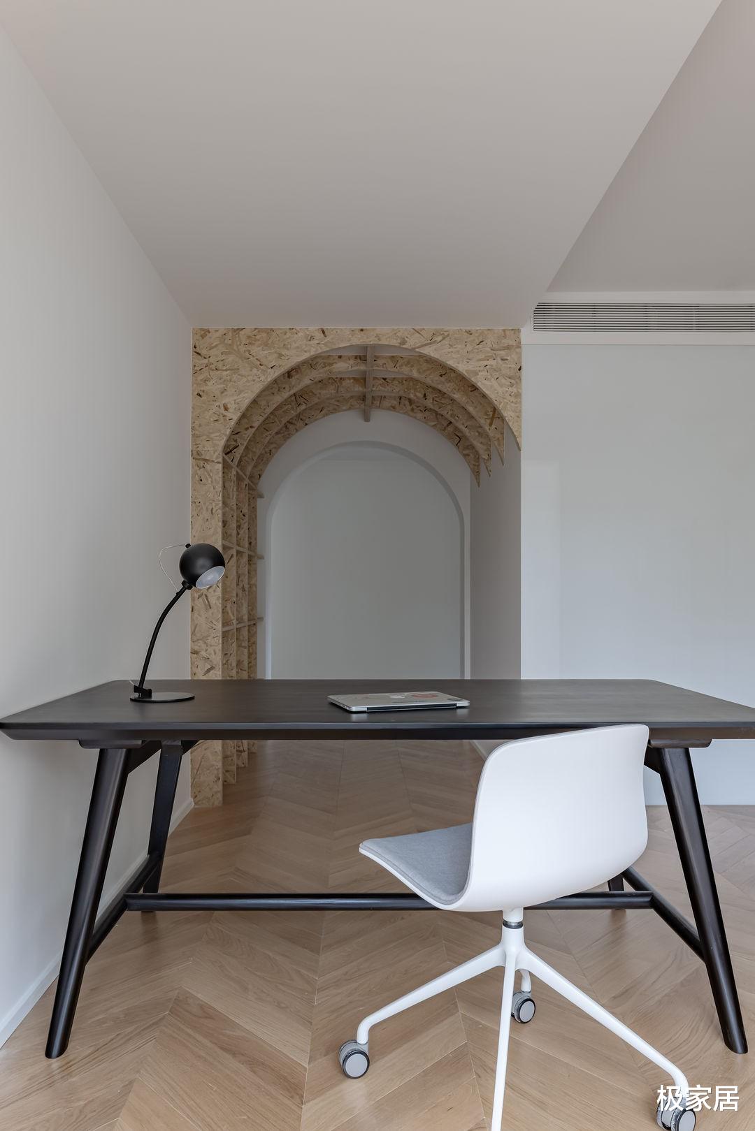 用阳光打造自然温馨之家，一家人独享安逸时光，处处充满爱意