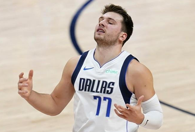 卢卡·东契奇|东契奇轰46+14仍无缘今日最佳！对不起，你碰到当代乔丹了！