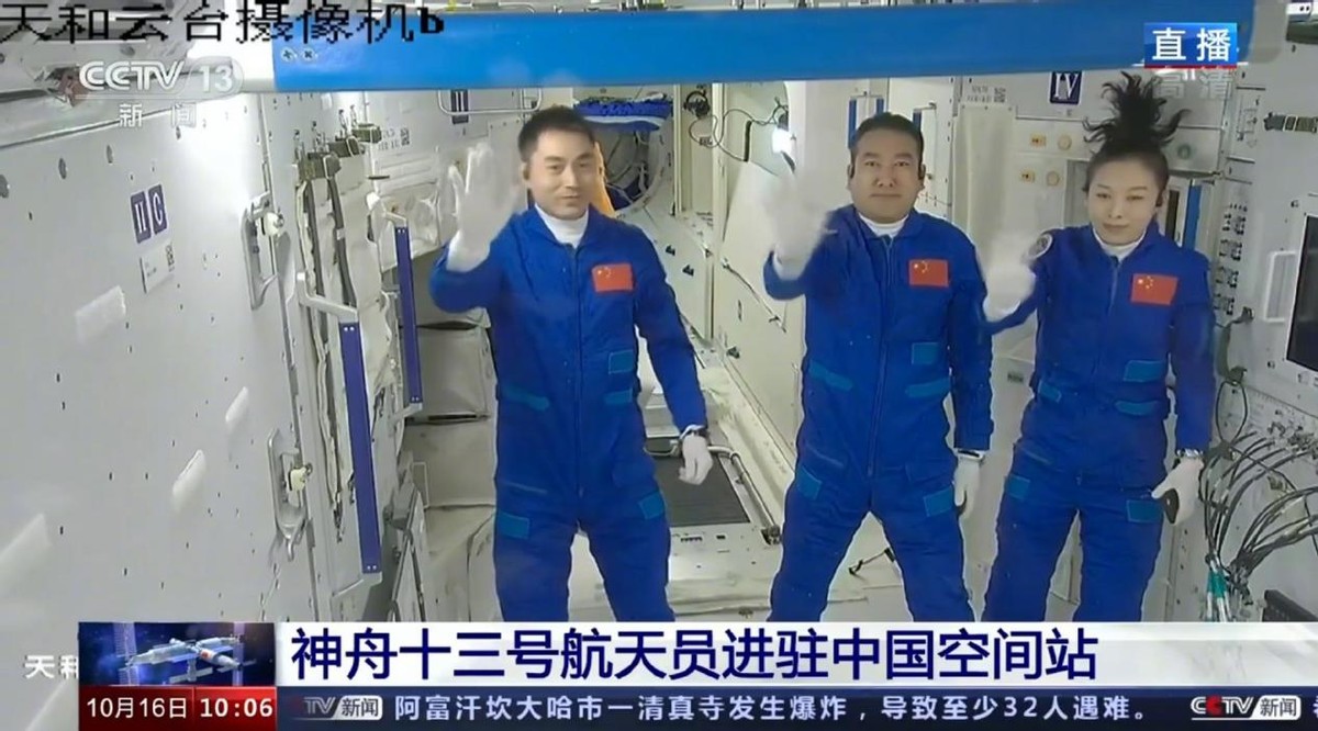 科学家|中国航天员穿了这么多，国际空间站上宇航员为什么光胳膊露腿