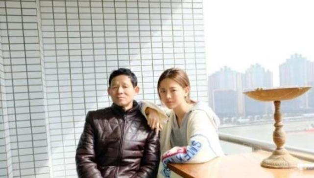 洪金宝|爸爸过60大寿，杨超越回乡吃席，没有明星架子！