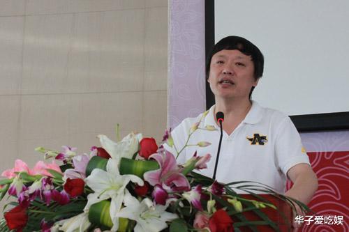 于谦|“司柳之争”愈演愈烈，各路大V纷纷站队，相声演员于谦无辜躺枪