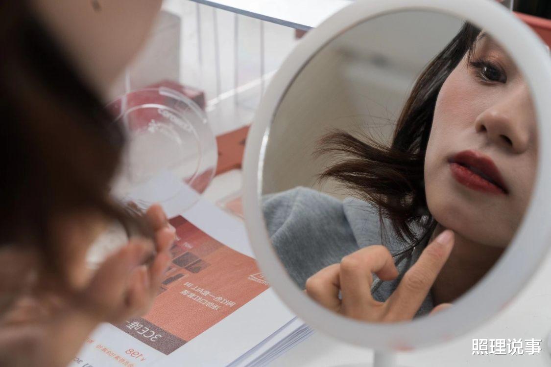 唯品会|为啥大牌也便宜？终于看清了唯品会，“不为人知”的一面！