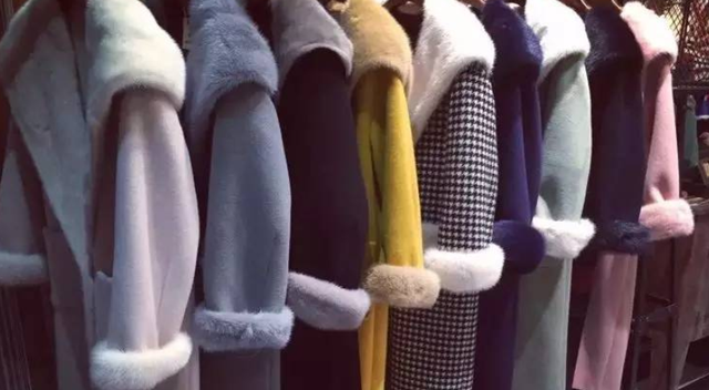 为娃学画丫|昔日“软黄金”,如今价如“草”!皮草公司一年倒闭1772家