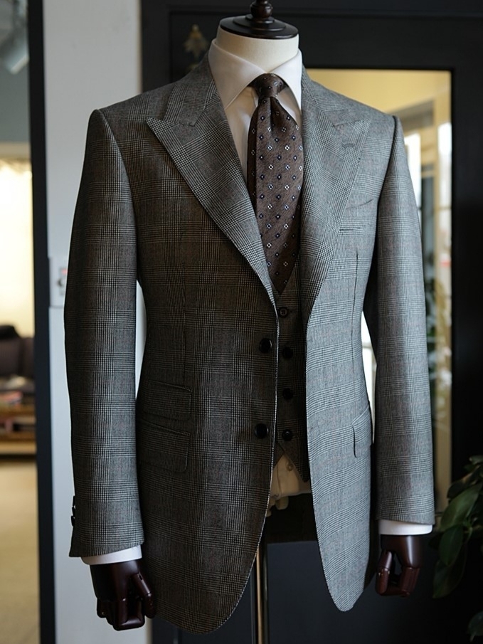 SUITISM修绅西装定制|2021成都西服定制品牌排行榜！成都去哪做西服好？