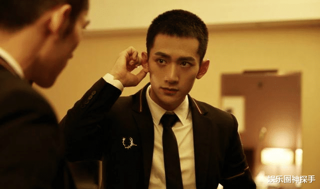 琉璃|他未参演《琉璃》，却给成毅等3位主演都做过配，身高184cm却不红