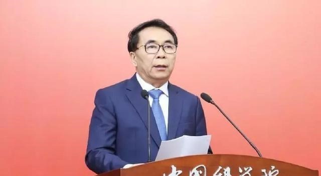 90后宝妈经验|16座晶圆厂之后，央视：中国光刻机研发重大突破，ASML万万没想到