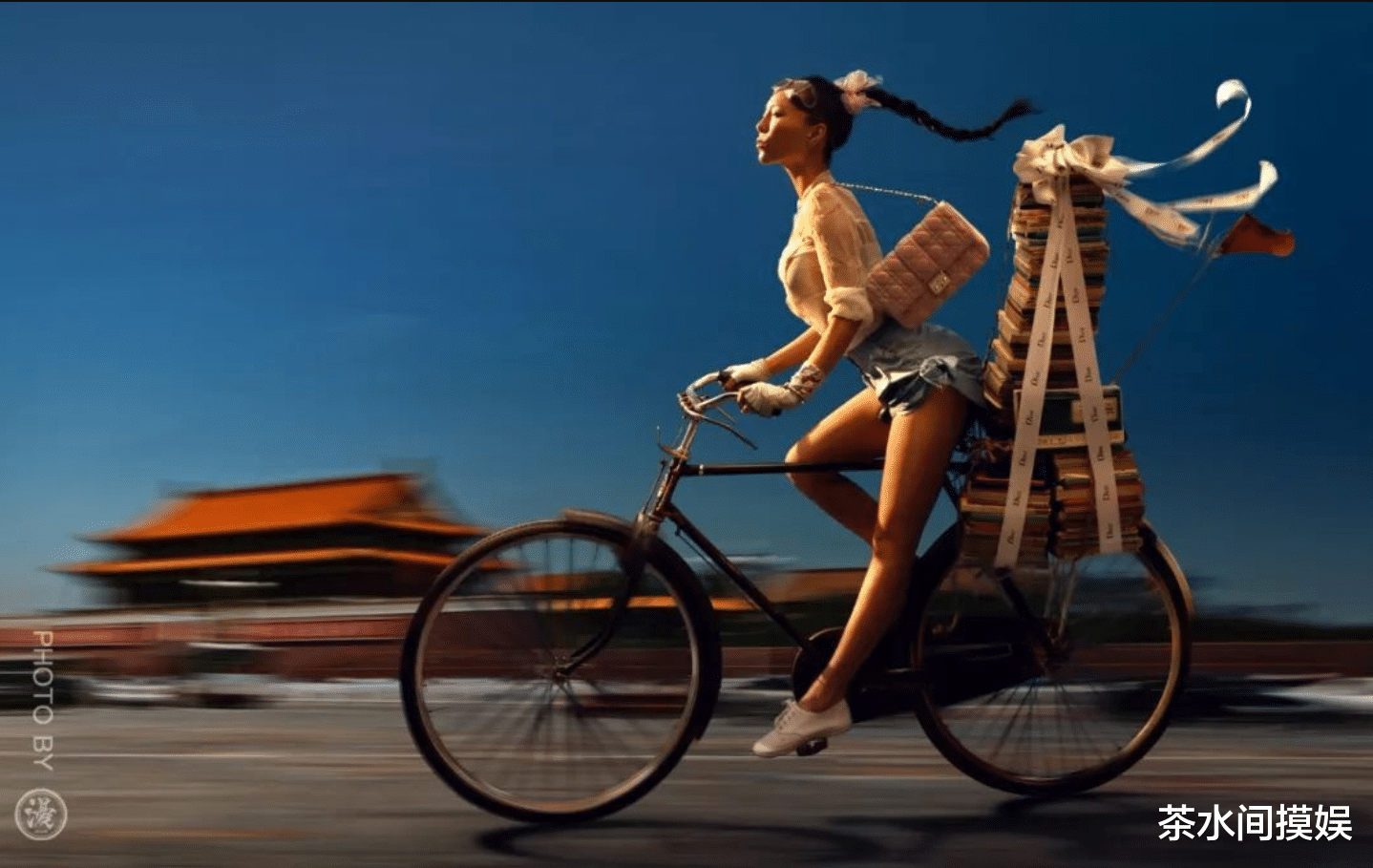 陈漫|网友集体抵制，官媒发文批评，“天才”摄影师陈漫跌下神坛冤吗？