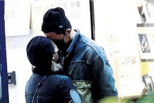 李晨|34岁女星恋情曝光，允许现男友劈腿三次，曾被劈腿十几次！