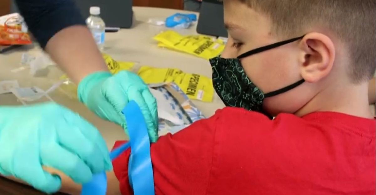 考古学家 预防新冠状病毒肺炎，注射灭活疫苗和mRNA疫苗有什么区别？