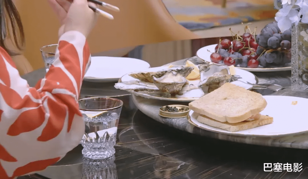 李湘|王岳伦阴阳怪气开火，可李湘的资产比她本人还“彪悍”，啥也不怕