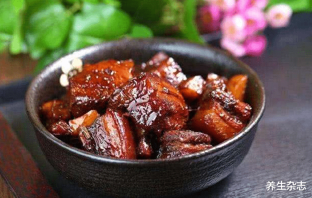 肝癌|55岁大妈每天吃“1菜”，肝癌离世，医生叹息：吃一口堪比6斤塑料袋