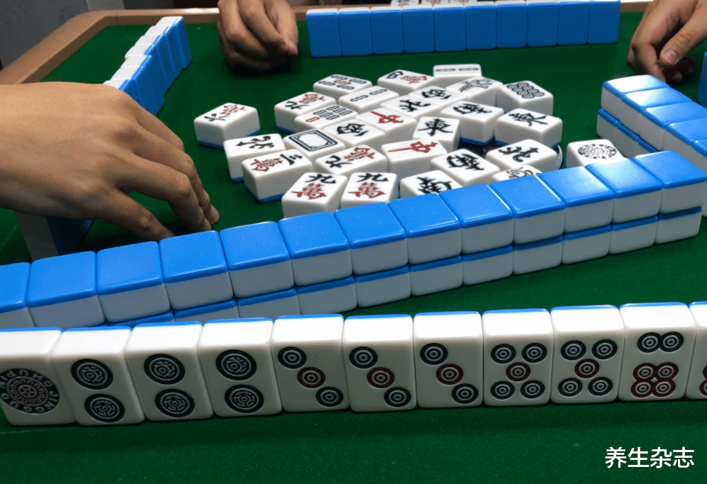 直肠癌|血液的\稀释剂\被发现，不是山楂水，任性喝，血管洁净畅通，远离脑梗塞