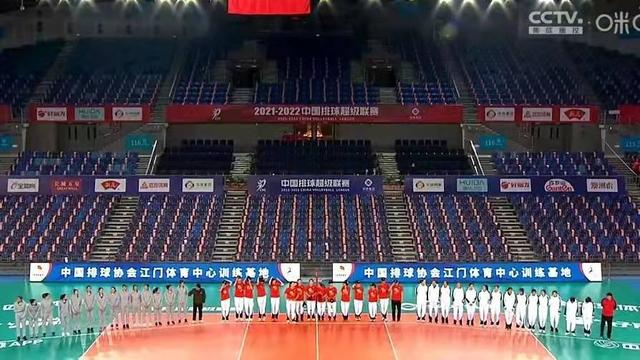 金软景|女排联赛颁奖仪式简陋寒酸！无领奖台，限制人数，外援因超员缺席