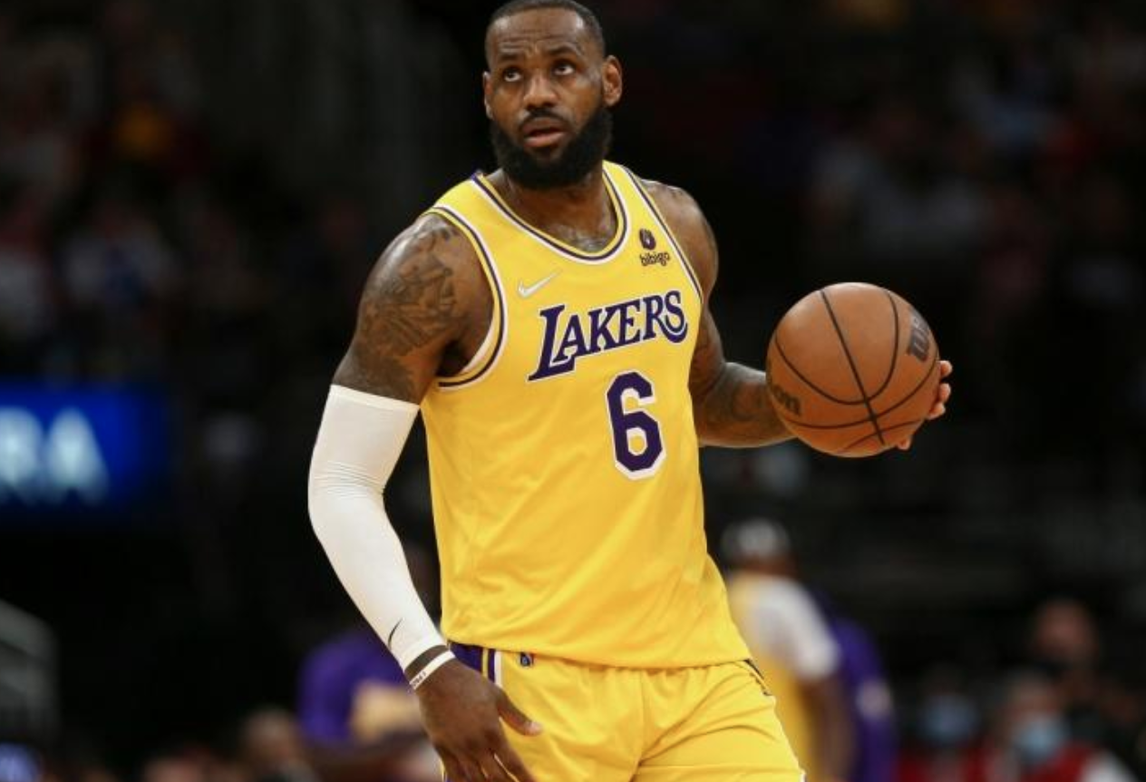 廣東男籃|來了！MVP概率榜終見詹姆斯身影！持續(xù)發(fā)威可加入杜庫字約行列