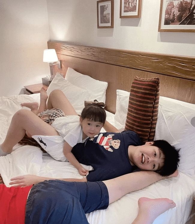 陈慧琳|陈慧琳近照，丈夫秃顶显沧桑，陈慧琳曾表示：老公秃得不算太难看