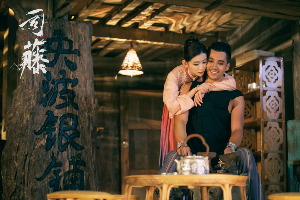 司藤|盘点《司藤》配角大结局：贾桂芝救夫黑化，周万东、苍鸿凄惨下线