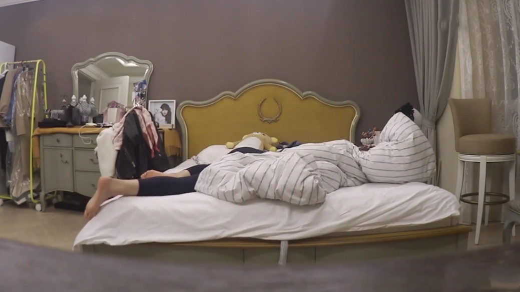 山河令|25岁就成为250亿韩剧女主，坐拥亿万豪宅，衣服多到摆放在走廊