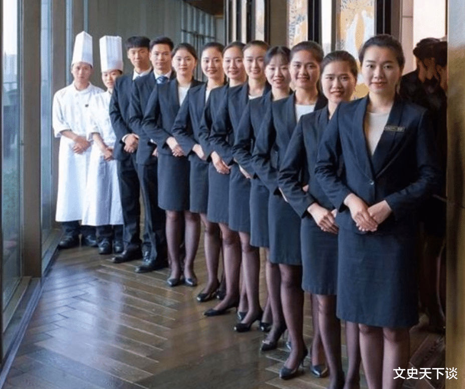 26岁“国宴级”服务员,曾3次为国家宴会服务,一般酒店请不动她