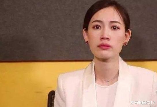 周深|直播故意解扣被网友骂下线？没王宝强当提款机，马蓉疑似家底败光