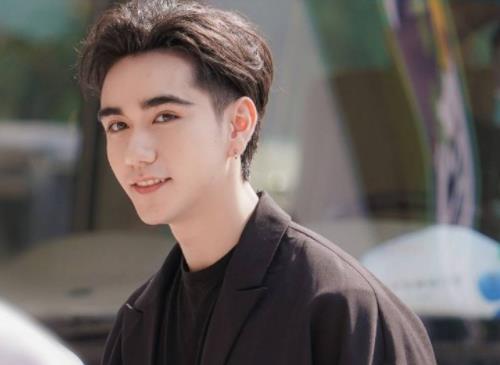 利路修|《创4》和马退赛后，利路修也待不下去了，选秀“遮羞布”被撕下