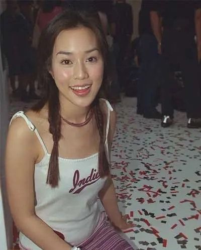 徐子淇|她被誉为“生育机器”，李家诚花10亿把她娶回家，8年生了4个孩子