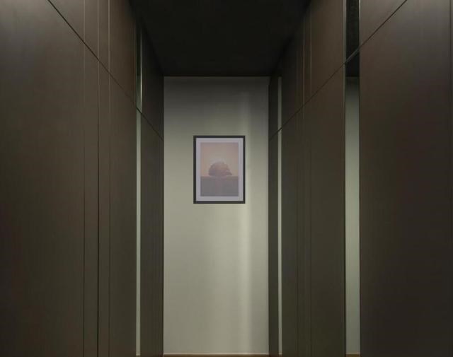 80后业主打头阵，证明暗黑系并不是重口味，而是简约风得最高模板