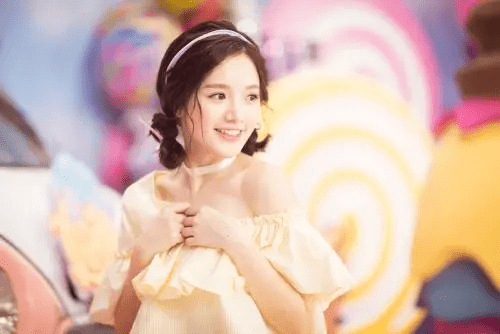 春晚|新版《射雕》被批“毁经典”，剧情老套无新意，女配却成最大看点