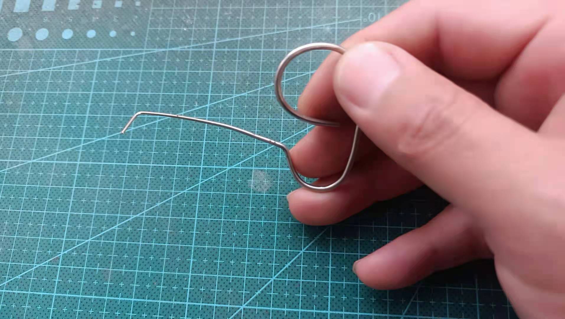 |出行钓鱼哪些必须带，哪些坚决不能带