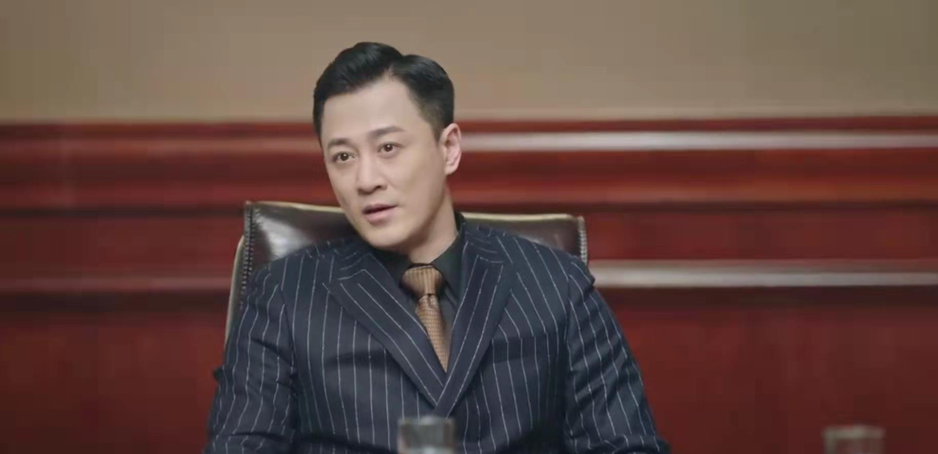 和平之舟|《星辰大海》方恒之看似被基兰帮助保住位置，其实是简爱救了他