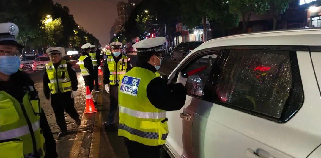 息县交警持续开展查处酒醉驾交通违法犯罪行动