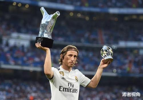 皇家馬德里|凌晨4點！皇馬傳來喜訊：莫德里奇做出難得決定，球迷齊聲點贊