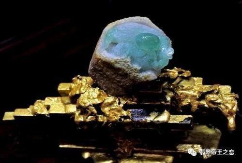 玉雕|翡翠雕刻：为什么现在模压玉器越来越多？