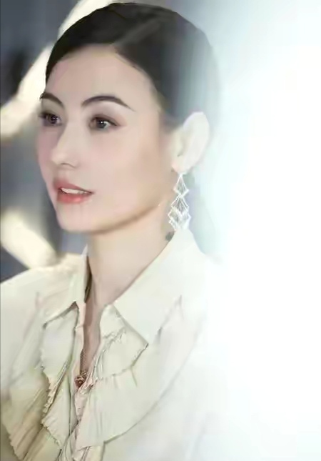 张柏芝|15年谢霆锋终回应，难怪无人敢娶张柏芝