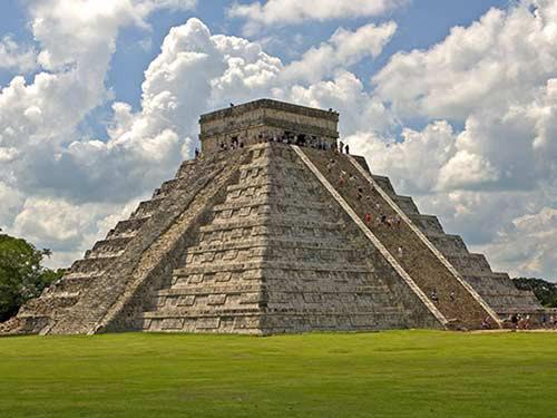 宇航员 释疑解惑:玛雅人一夜消失是去哪里呢?人口爆炸导致国家崩溃?