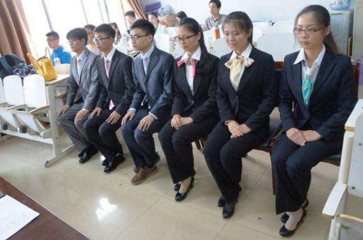 事业编制|公务员事业编渐成女儿国，这年头，编制招一个男性究竟有多难？