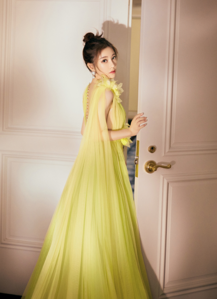 天堂电影院|为什么冯提莫进入娱乐圈之后就“销声匿迹”了？