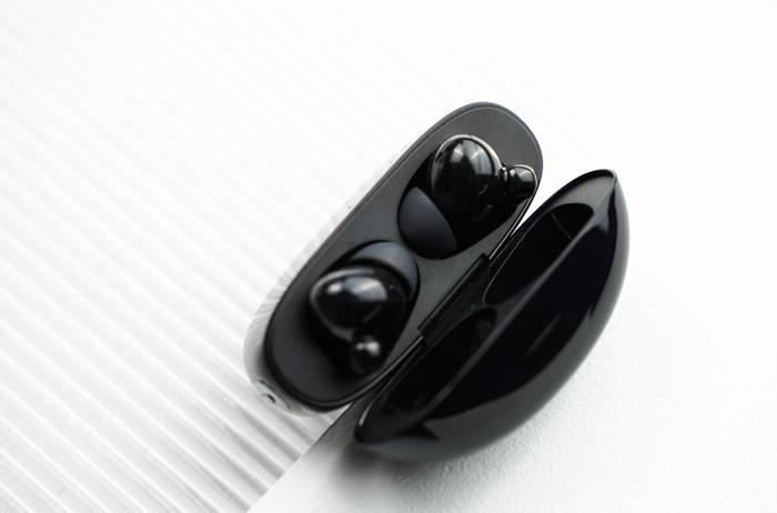 赵月看花花|OPPO Enco Free2 体验:设备双连接 音频无缝切换